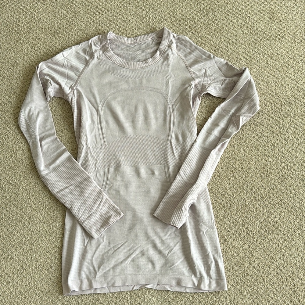 Lululemon Swiftly Tech Long-Sleeve!